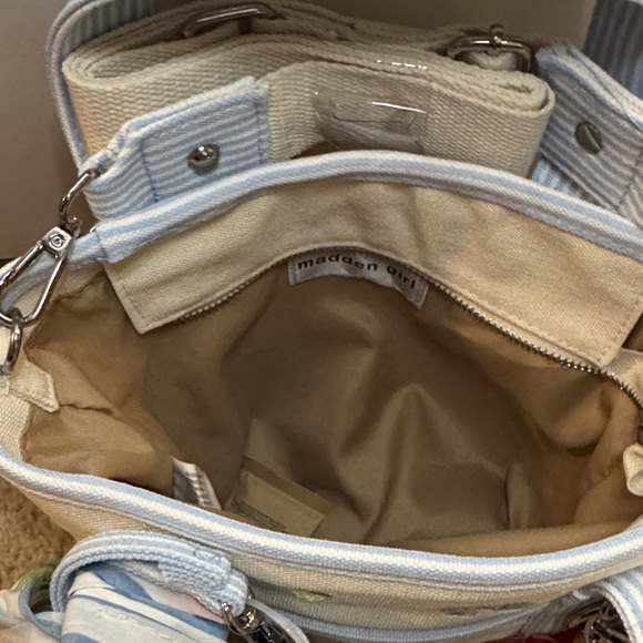 Madden Girl Lobster tote - Picture 8 of 8